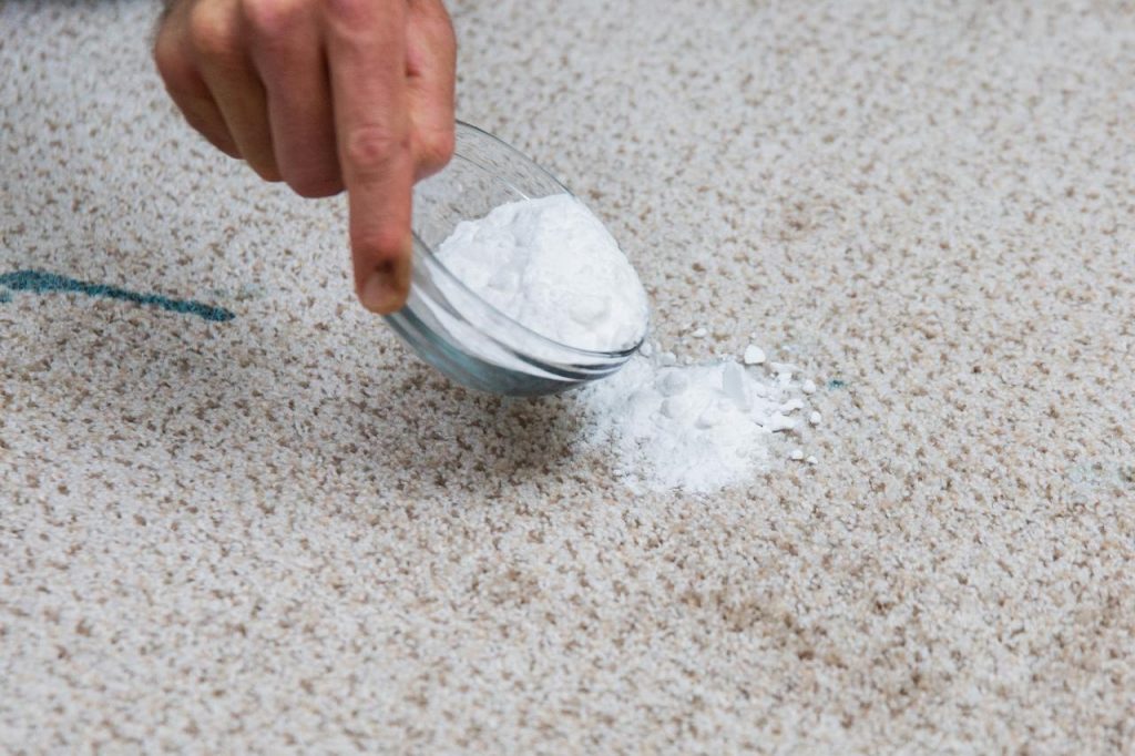 How to Clean Carpet With Baking Soda
